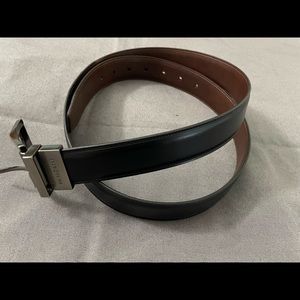 Swiss Gear reversible belt.